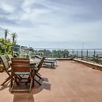 Daire Tropical Terrace By Hello Homes Sitges
