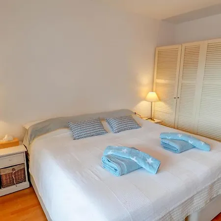 Apartment Tropical Terrace Apartment By Hello Homes Sitges *